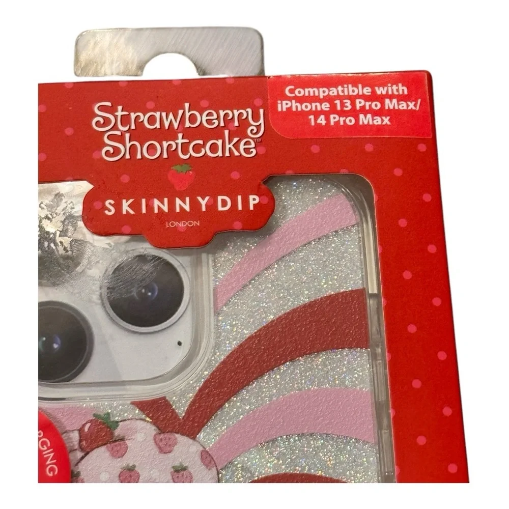 Strawberry Shortcake 13 Pro Max 14 Pro Max Silver Glitter Heart Phone Case
